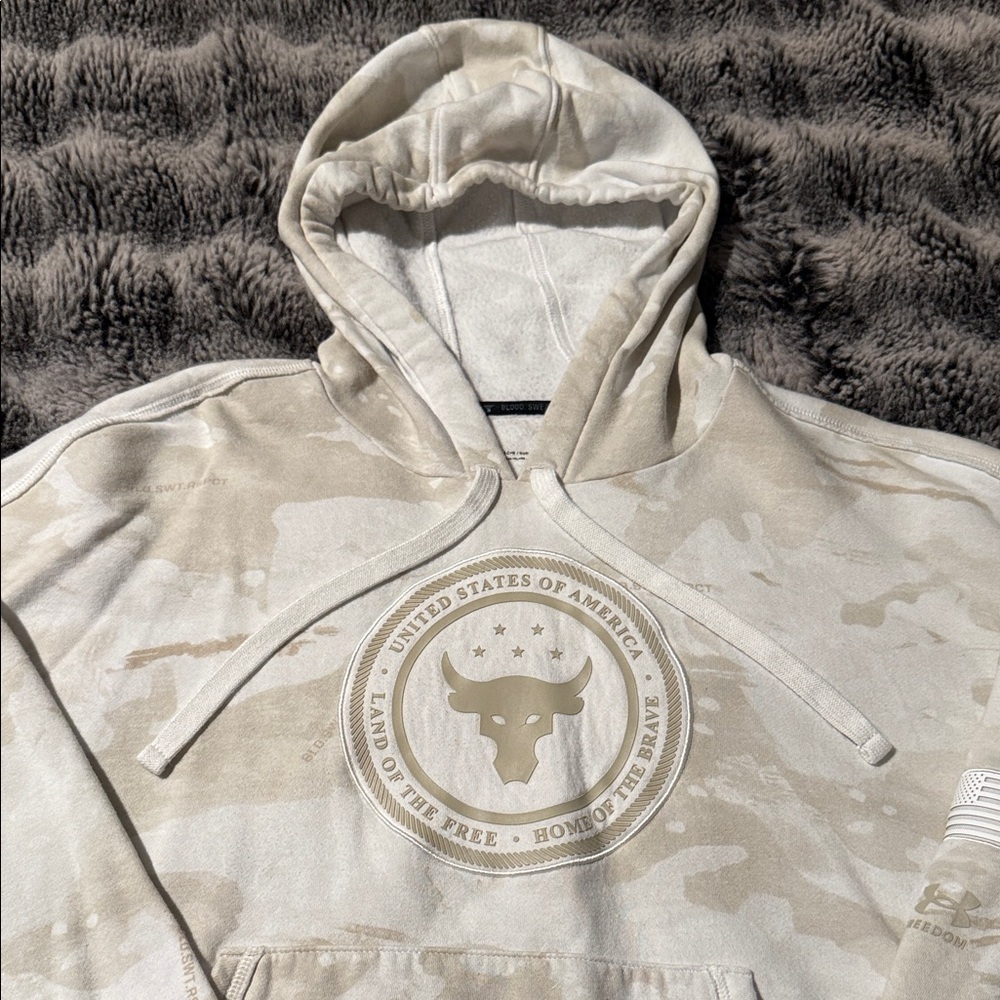 Under Armour Beige Camo Hoodie